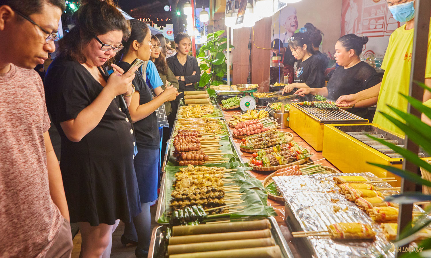 Các hoạt động hấp dẫn dành cho du khách tại lễ hội ẩm thực Hạ Long